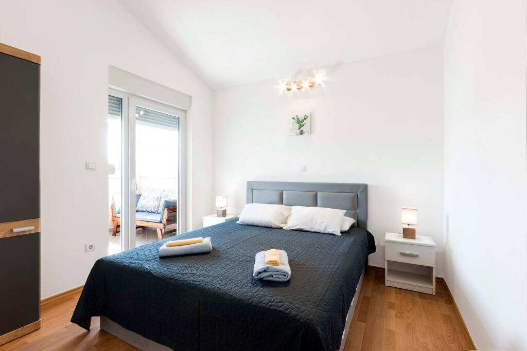 Cozy Apartment With Private Parking Medulin Exteriér fotografie