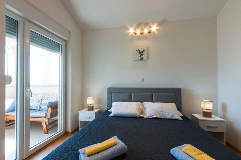 Cozy Apartment With Private Parking Medulin Exteriér fotografie